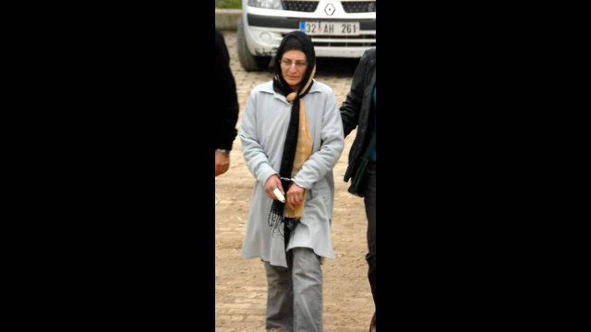 Cinayet Şüphelisi Anne-Oğul, Yalvaç\'a Götürüldü