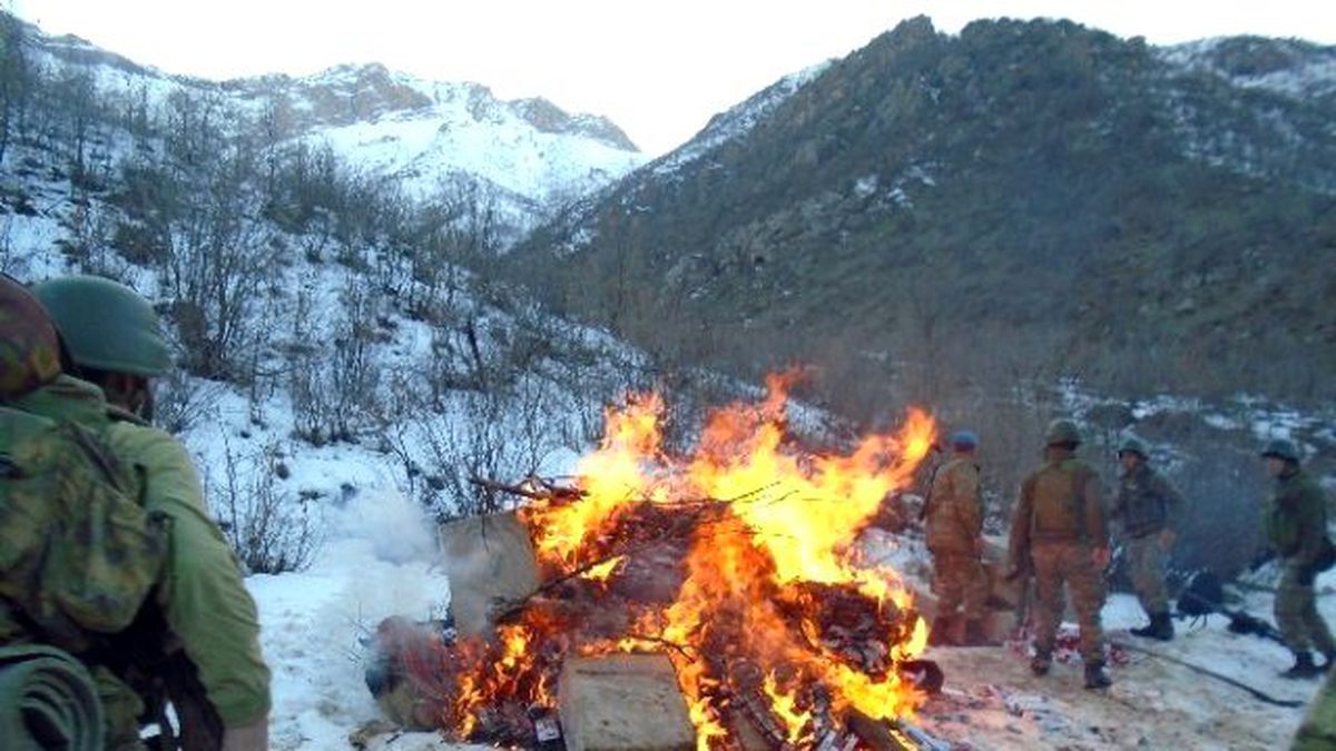 Hakkari\'de 129 Bin Paket Kaçak Sigara Ele Geçirildi