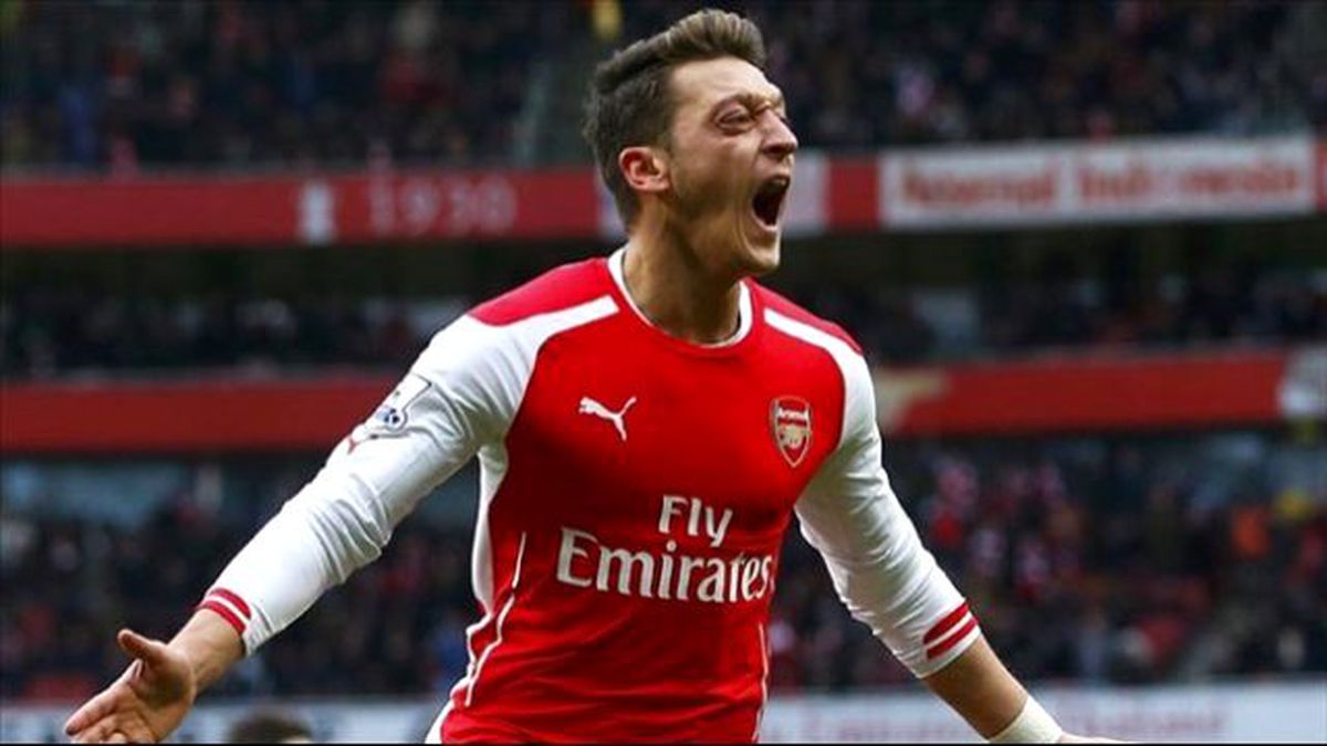 İngiliz Basınından Mesut Özil\'e Övgü