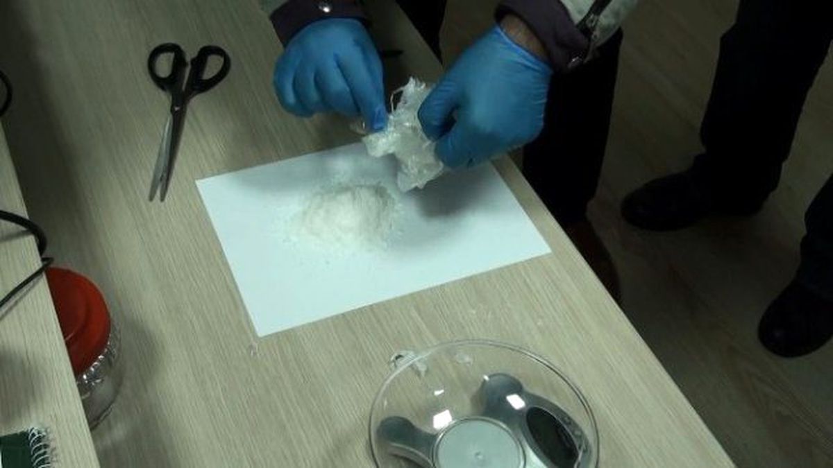 Kars\'ta Metamfetamin Ele Geçirildi
