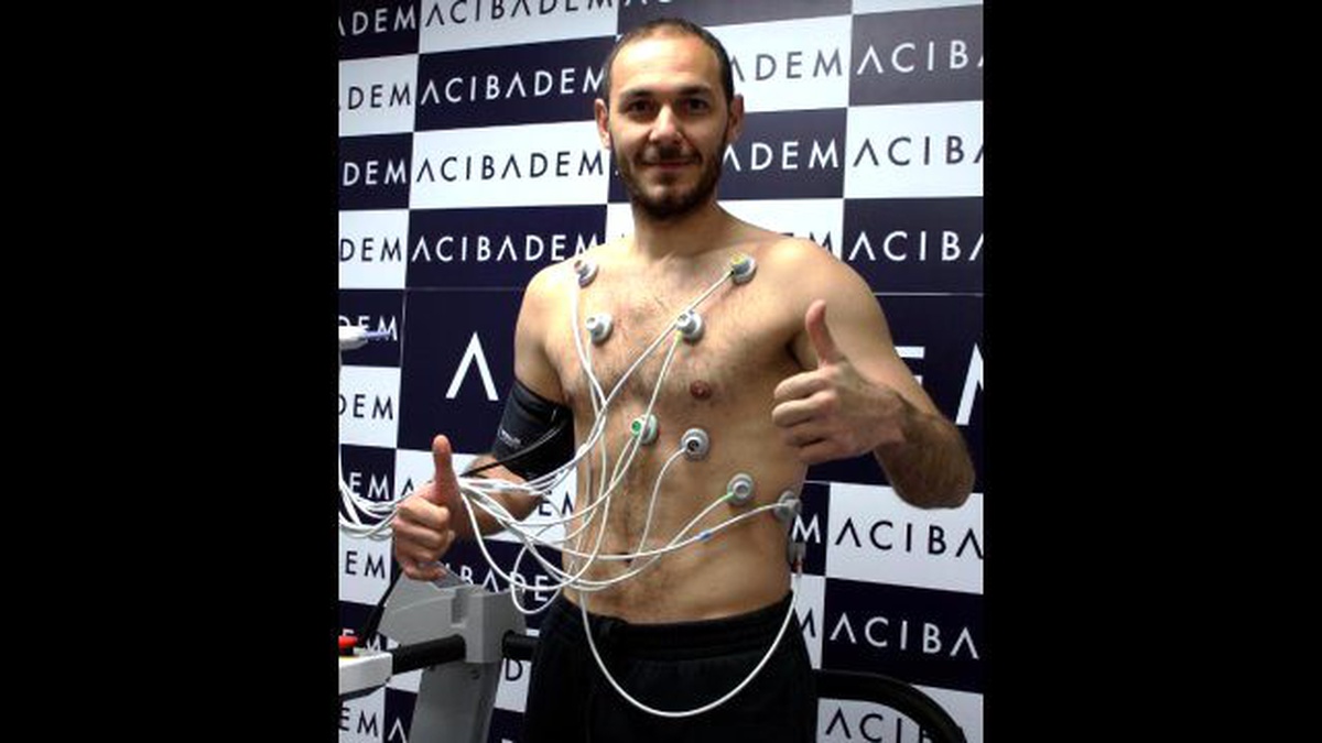 Kayserispor\'a Azeri Kaleci