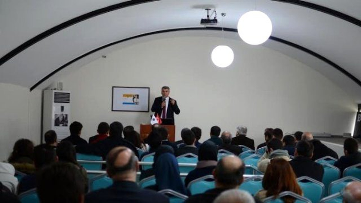 Medya ve Algı Yönetimi\' Birlik Vakfı\'nda Masaya Yatırıldı