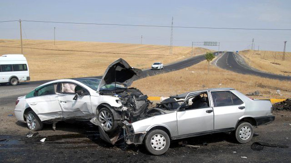 Niğde\'de Trafik Kazaları, Mobese Kameralarına Yansıdı