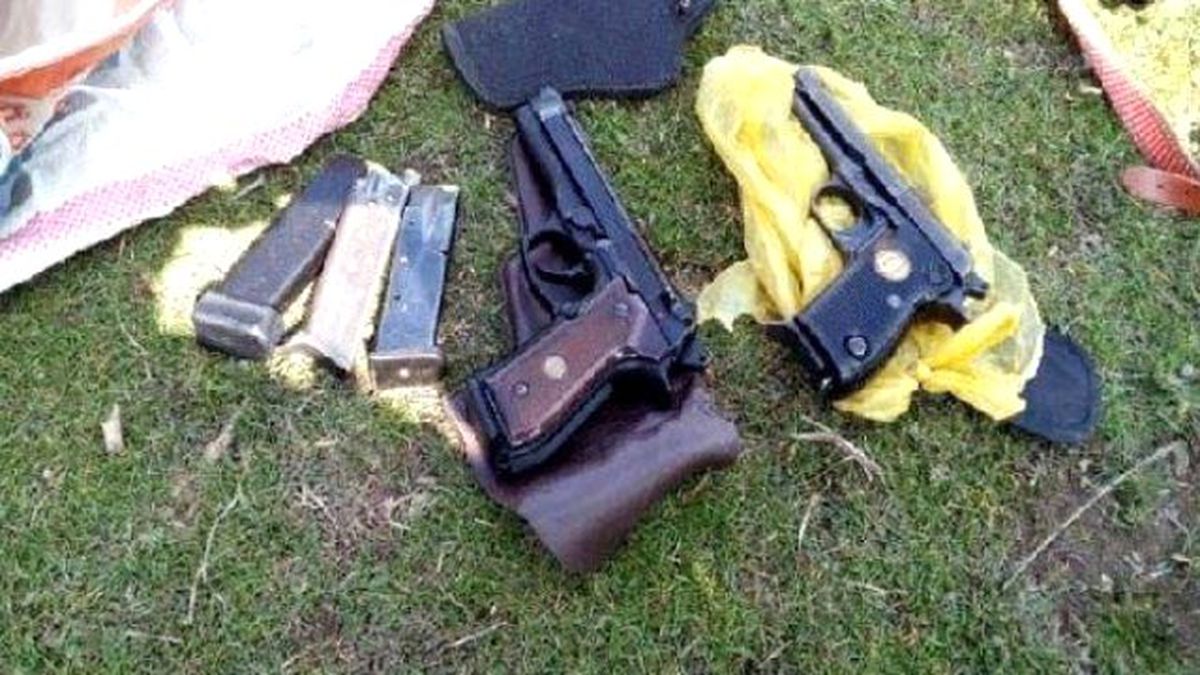 Polisin Baskın Yaptığı Ev Cephanelik Çıktı
