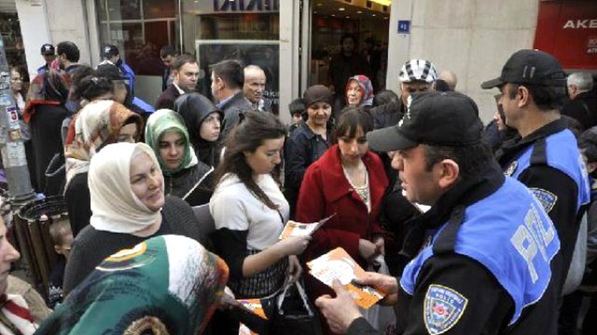 Sahte Polis, Savcı ve Hakime Broşürlü Önlem