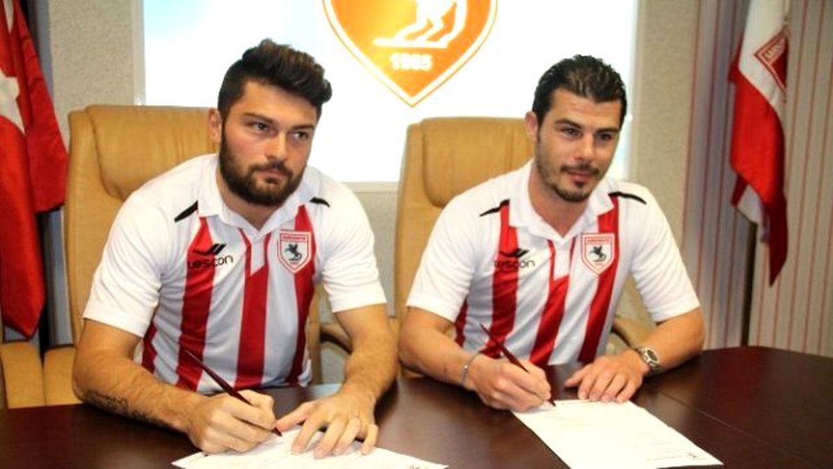 Samsunspor\'da Çifte İmza