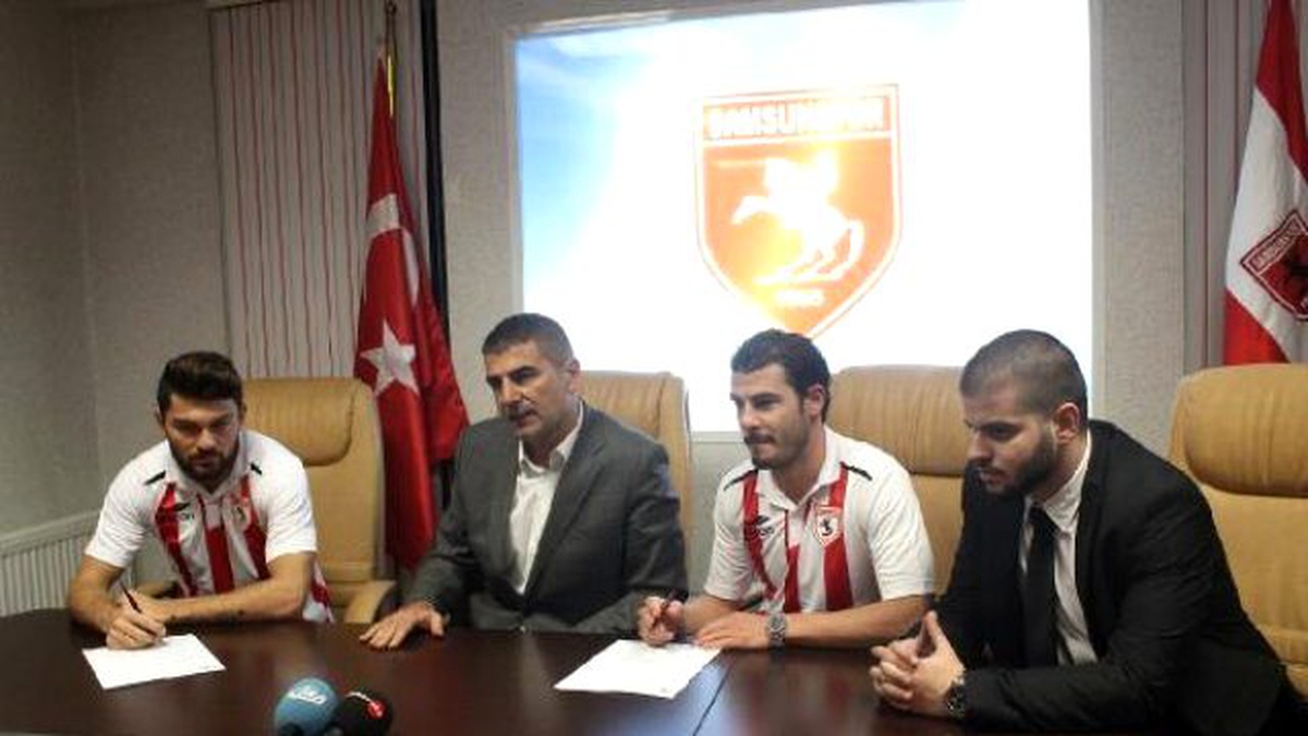 Samsunspor\'da İki İmza Birden