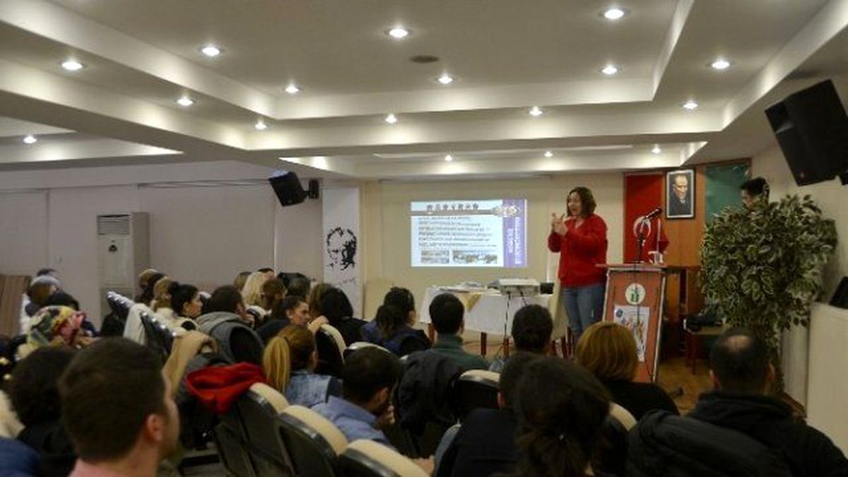 Tepebaşı\'nda İşaret Dili Eğitimi