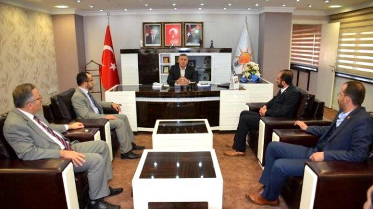 Tümsiad Heyetinden AK Parti\'ye Ziyaret