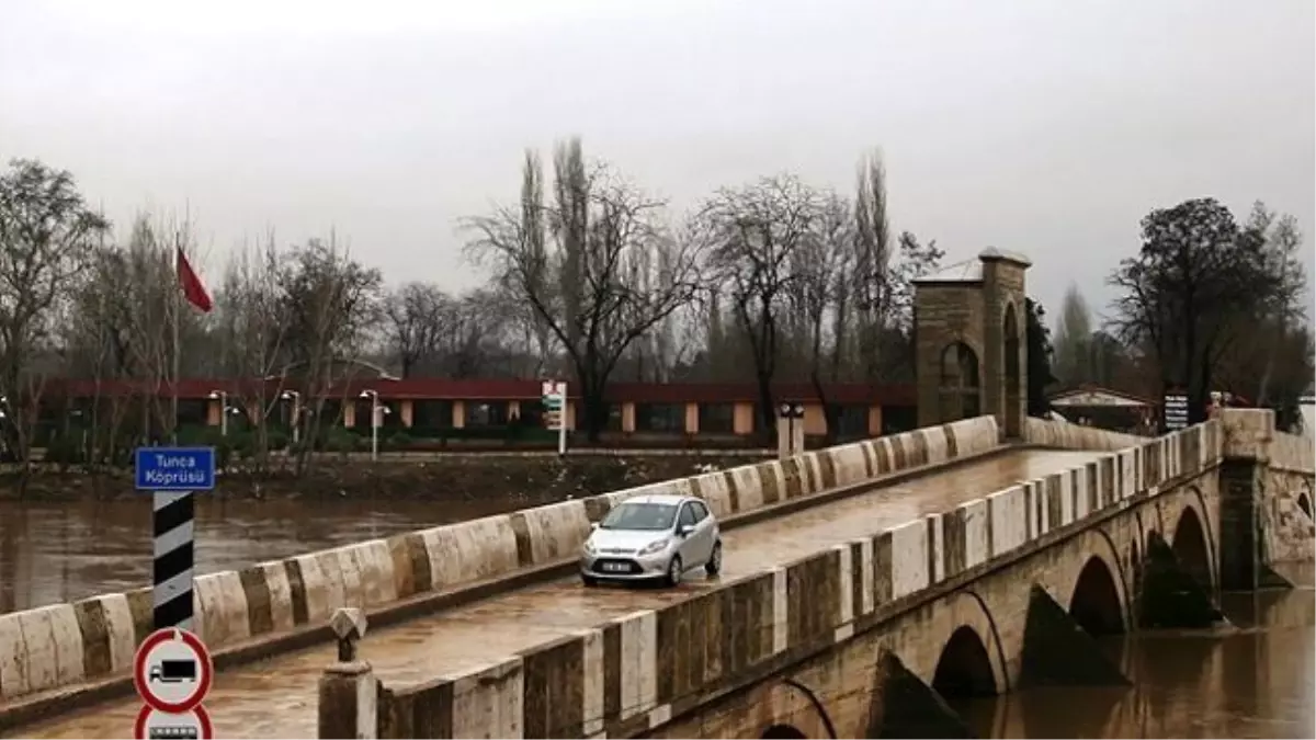 Tunca ve Meriç Köprüleri Trafiğe Kapatıldı