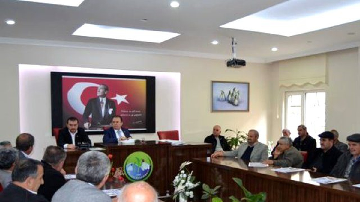 Akseki Belediye Başkanı Uysal, Muhtarlarla Toplantı Yaptı