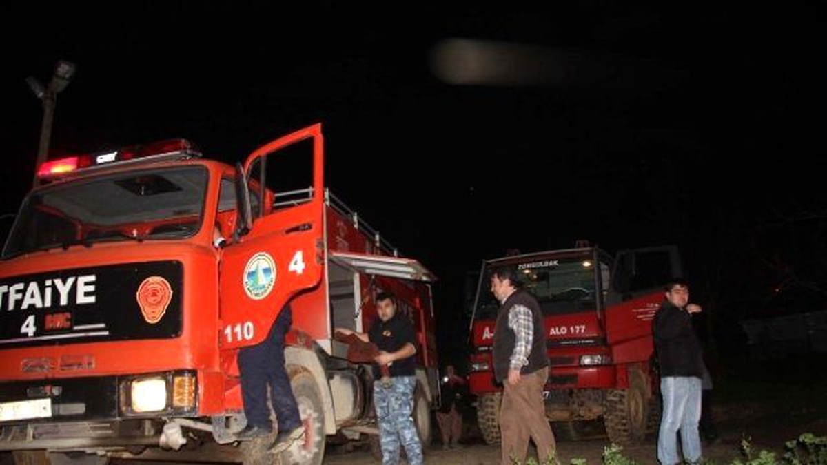 Alaplı İtfaiyesi Şiddetli Fırtına\'da Seferber Oldu