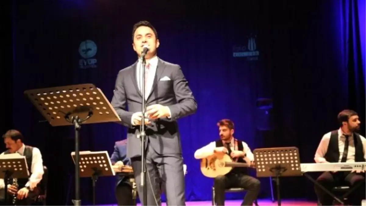 Bekir Ünlüataer\'den Eyüp\'te Unutulmaz Konser