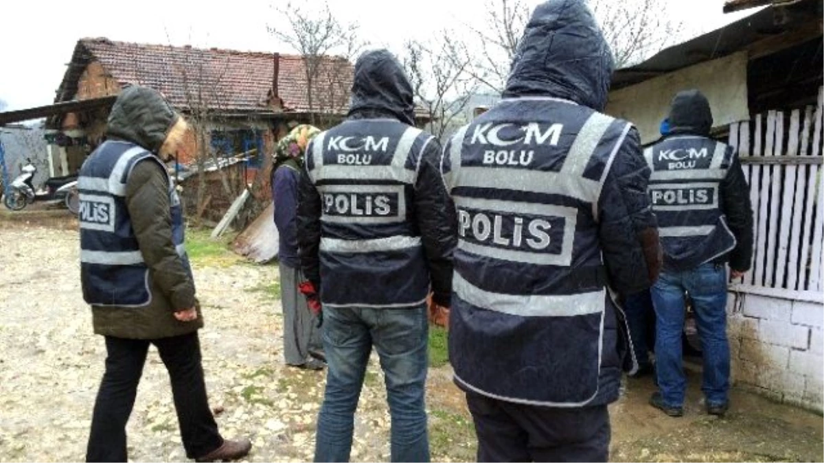 Bolu Polisi Köye Baskın Düzenledi