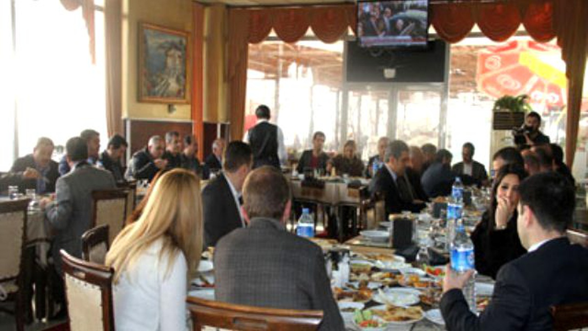 Eş Başkanlar İşverenlerle Kahvaltıda Bir Araya Geldi