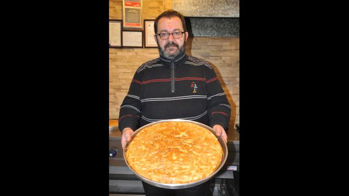 Eşinin Ev Yemeklerini Satarak \'Ay- Bör\' Markasını Yarattı