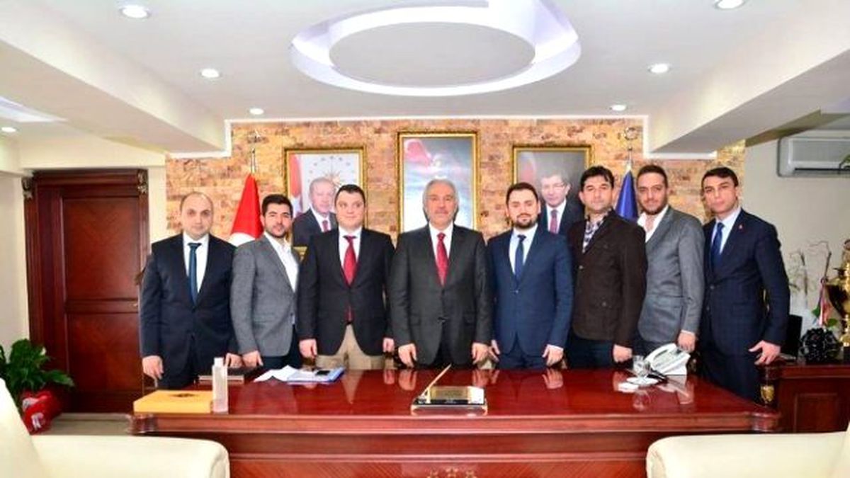 Genç Girişimcilerden Başkan Saraçoğlu\'na Ziyaret