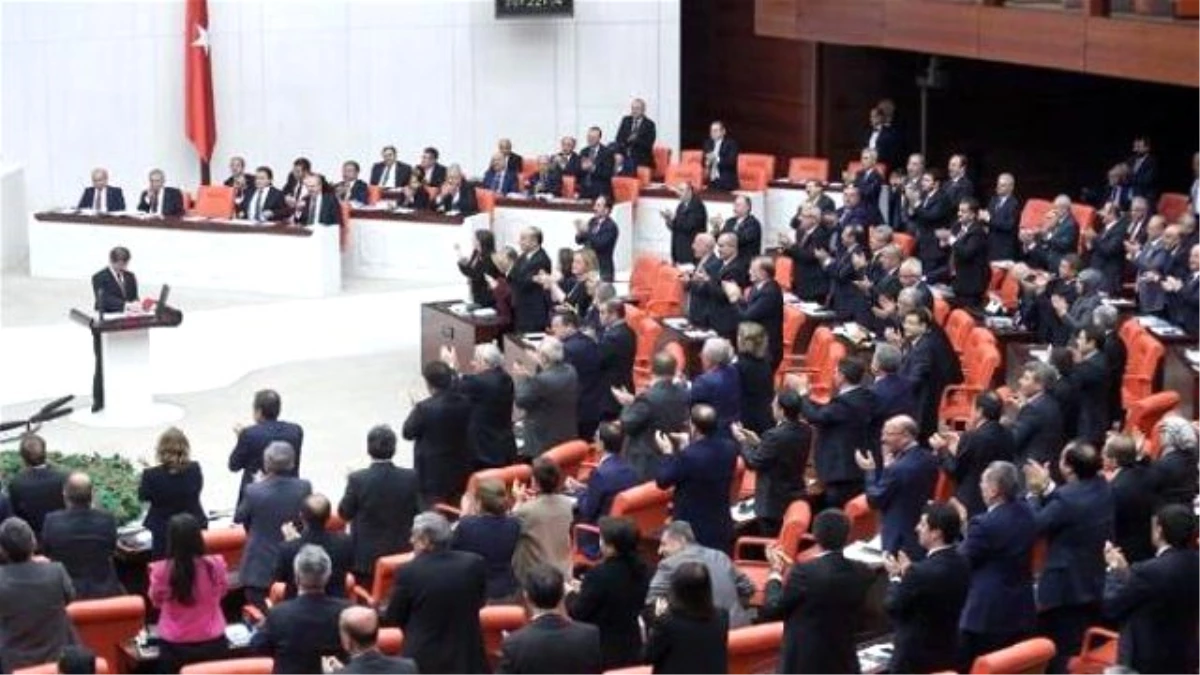 High-level Civil Servants Line Up To Become AKP Candidates İn June Vote