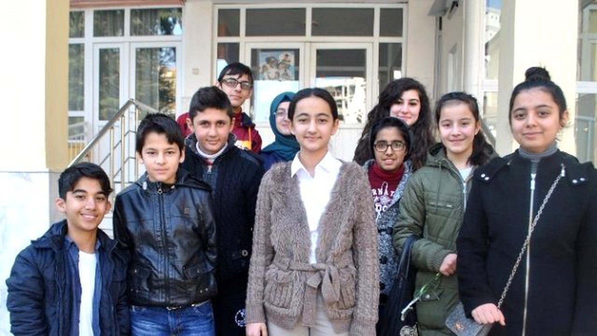 Kent Konseyi Çocuk Meclisinden Huzurevi Ziyareti