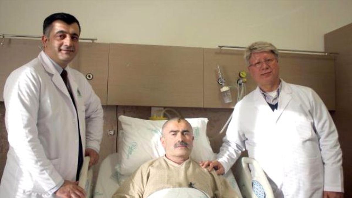 Mide Bulantısıyla Hastaneye Gitti, Beyninde 10 Santimetre Tümör Çıktı