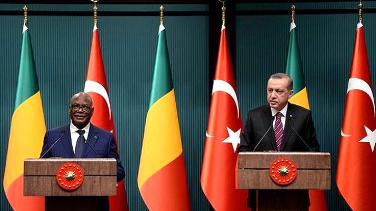 Onu Muhatap Alacak Değilim... İşine Baksın!