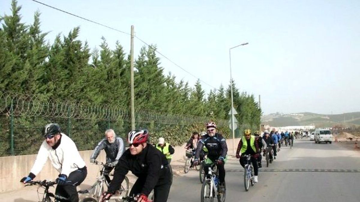 İzmit\'te Pedallar Kansere Dikkat Çekmek İçin Çevrildi
