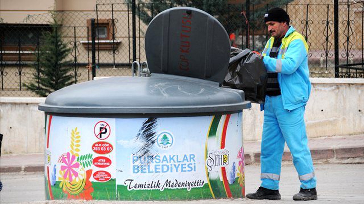 Pursaklar\'daki Temizliğin Özverili Kahramanları
