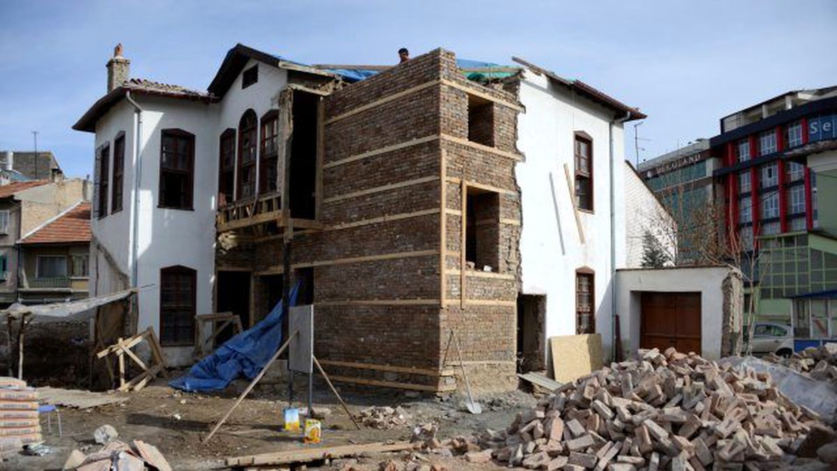 Sarıgüzel Evi Restore Ediliyor