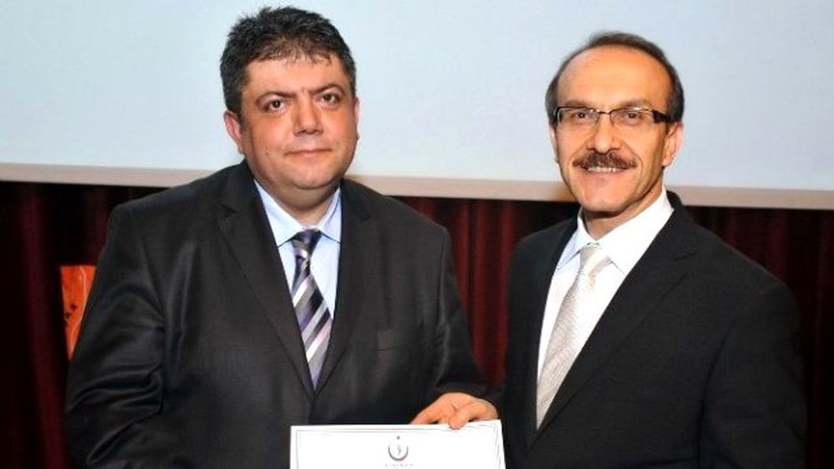 Uşak\'ta "Akılcı İlaç Kullanımı" Sempozyumu