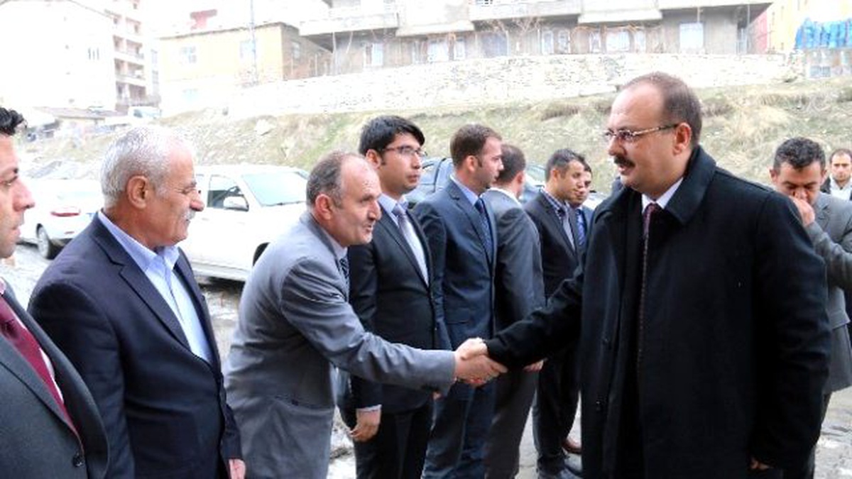 Vali Canbolat, Tapu ve Kadastro İl Müdürlüklerini Ziyaret Etti