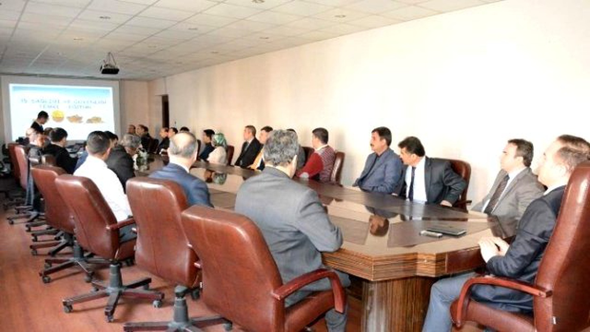 Siirt Valiliği Personeli İş Sağlığı ve Güvenliği Eğitimi Aldı