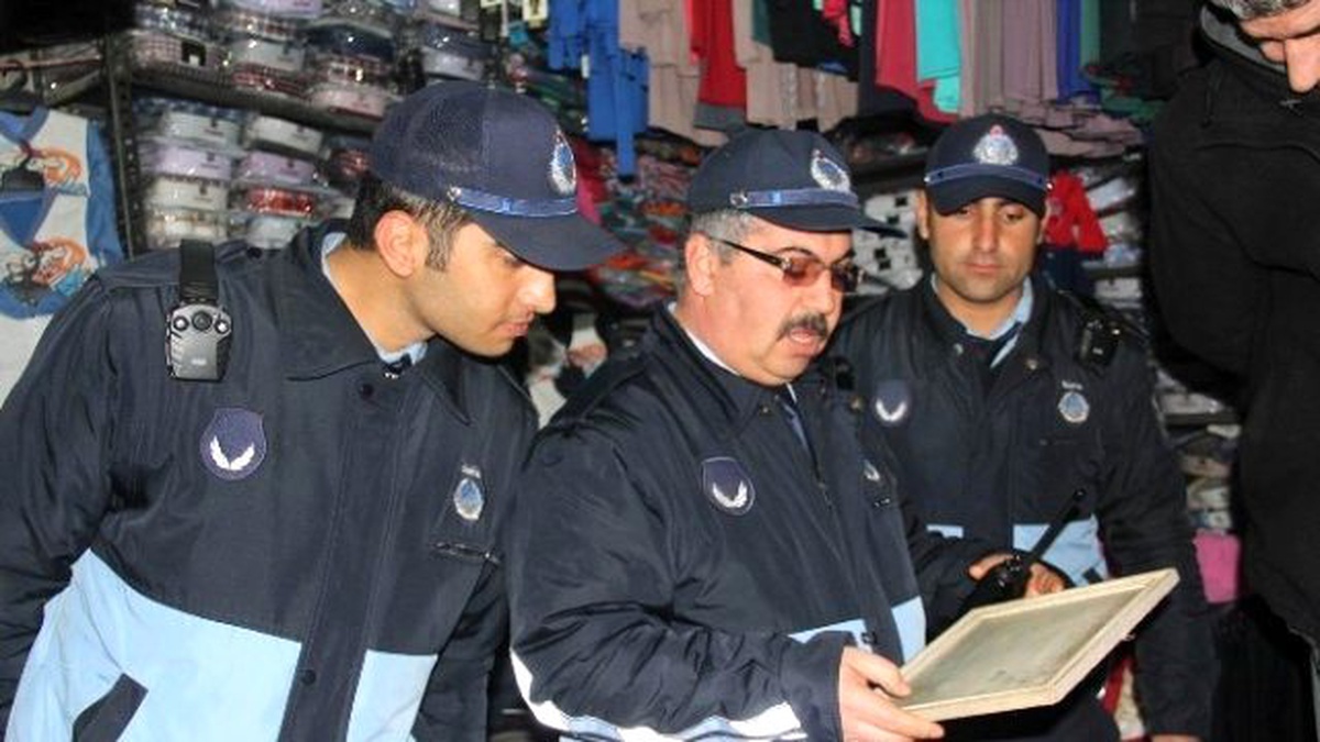 Zabıta Ekibinden Yaka Kameralı Denetim