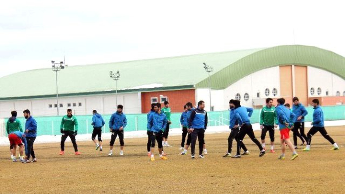 12 Bingölspor\'dan Irkçı Saldırılara Tepki