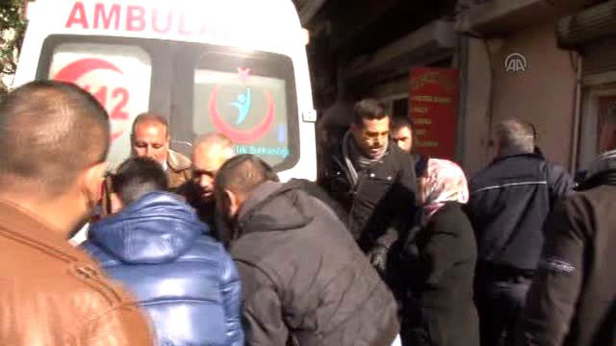 Adliye Yakınında Silahlı Kavga