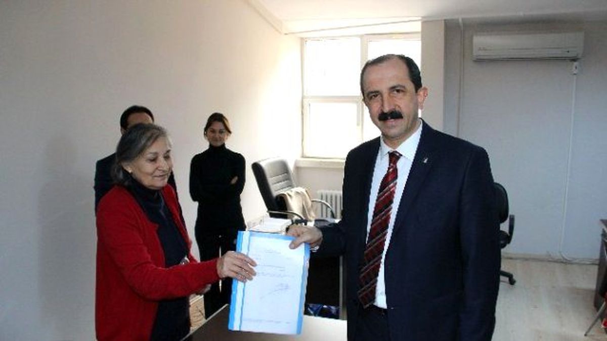 Başkan Muharrem Göksel Mazbatasını Aldı
