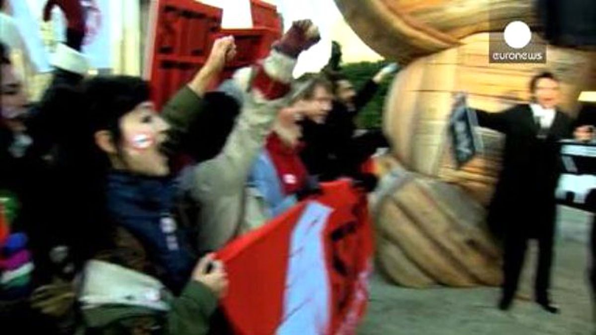 Brüksel\'de Ttip Anlaşması Protesto Edildi