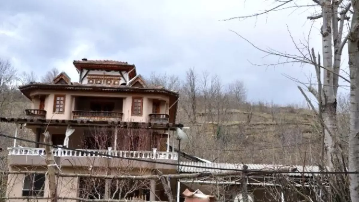 Bursa\'da Heyelan İki Mahalleyi Tehdit Ediyor