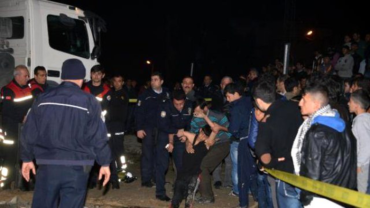 Elektrikli Bisikletiyle Beton Mikserinin Altında Kalan Suriyeli Çocuk Öldü