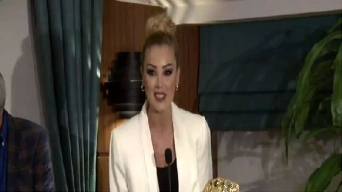 Engelsiz Yaşam Vakfı Ödülleri...