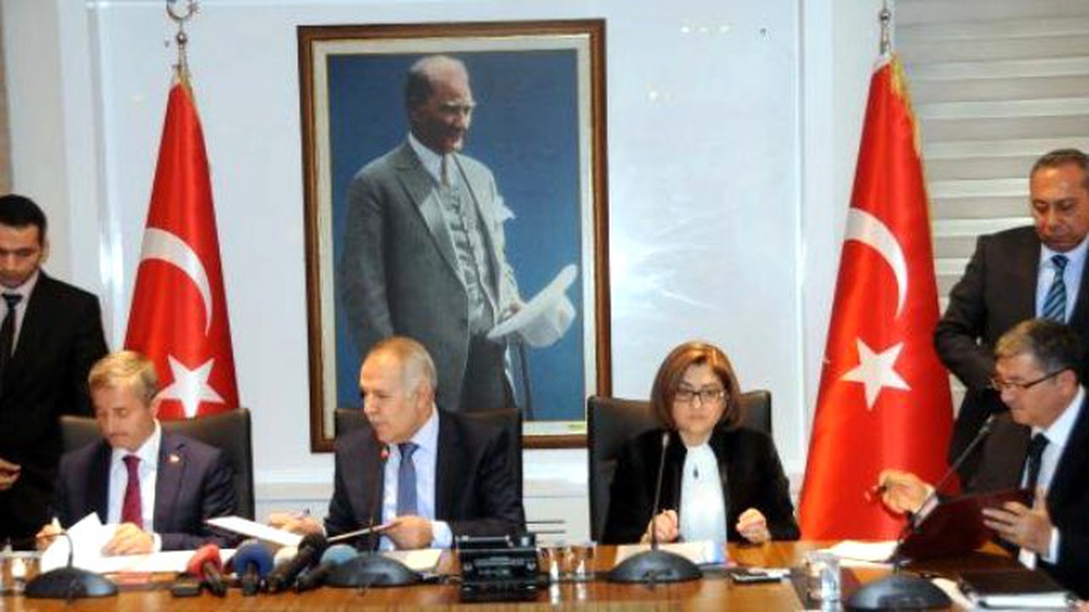 Gaziantep\'te 5 Sağlık Projesinin Protokolü İmzalandı