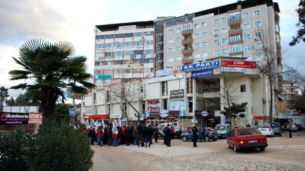 Grevci İşçiler Eylem Yaptı