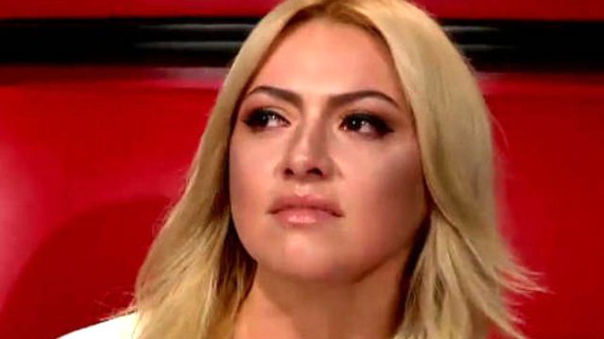 Hadise Gözyaşlarını Tutamadı