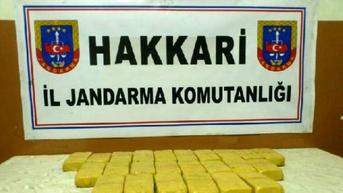 Hakkari\'de 12 Kilo Eroin Ele Geçirildi