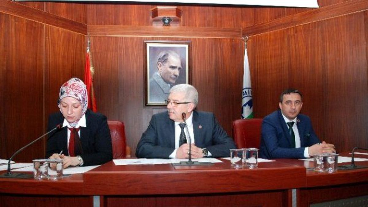 İzmit Belediyesi Meclis Toplantısı Yapıldı