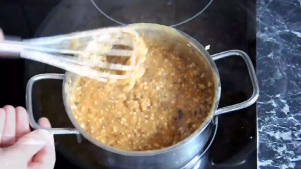 Karamelli Gofret Tarifi - Leyla ile Yemek Saati