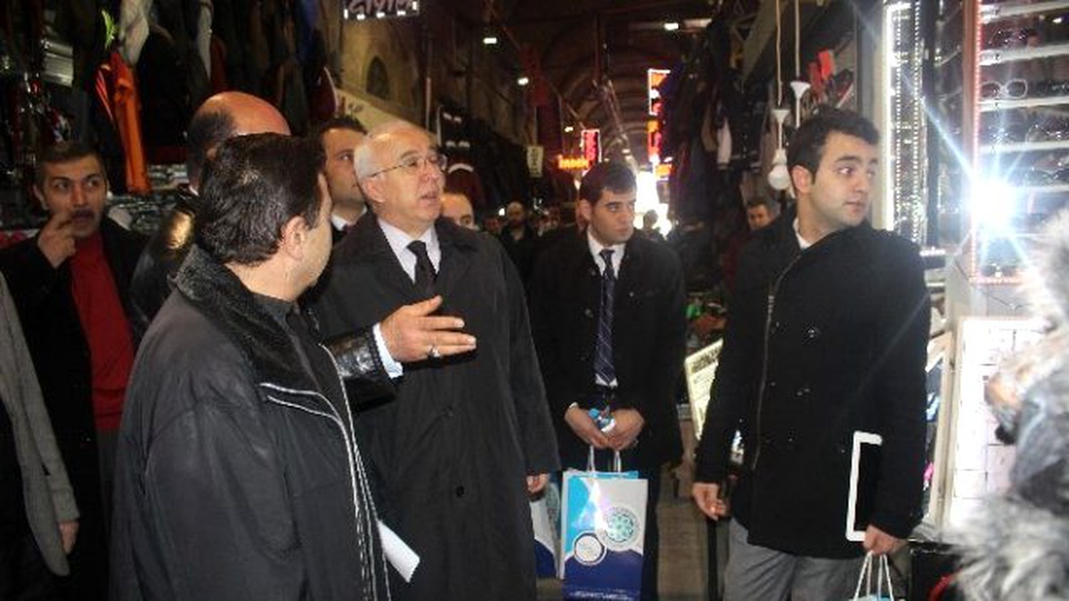 Kto Başkanı Hiçyılmaz, Kapalı Çarşı\'yı Ziyaret Etti