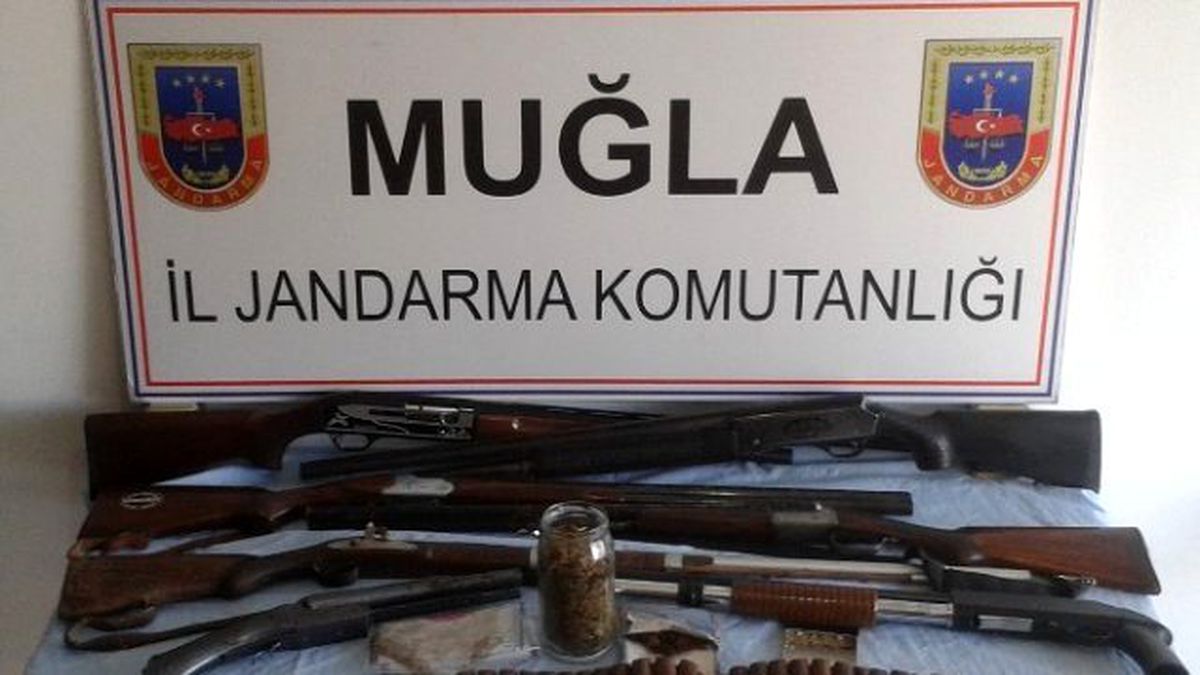 Marmaris\'te Bağ Evine Uyuşturucu Operasyonu