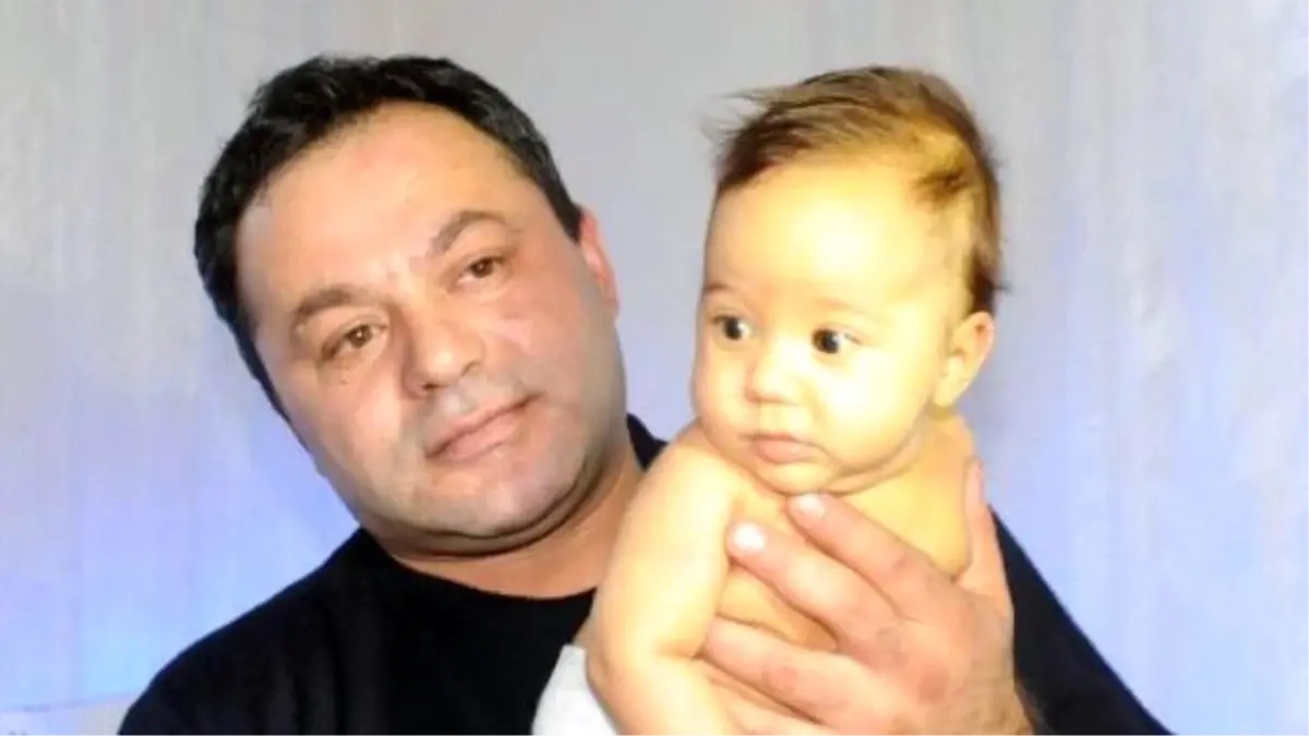 Minik Poyraz, Fototerapi Cihazıyla Yaşama Tutunuyor