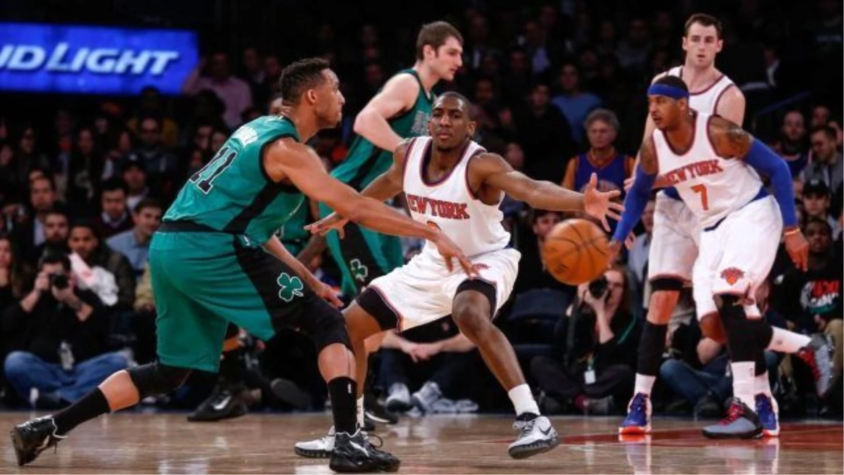 New York Knicks: 97 - Boston Celtics: 108