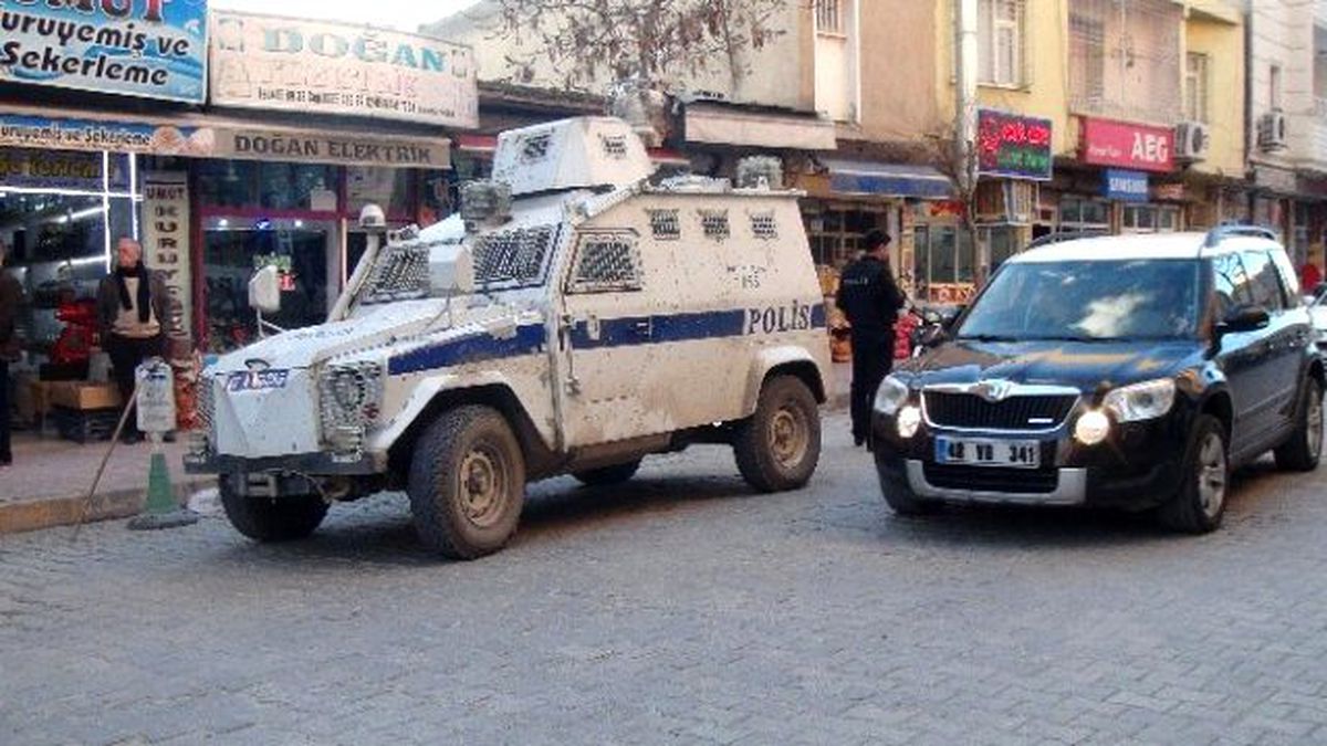 Nusaybin\'de Silahlı Kavga: 3 Yaralı